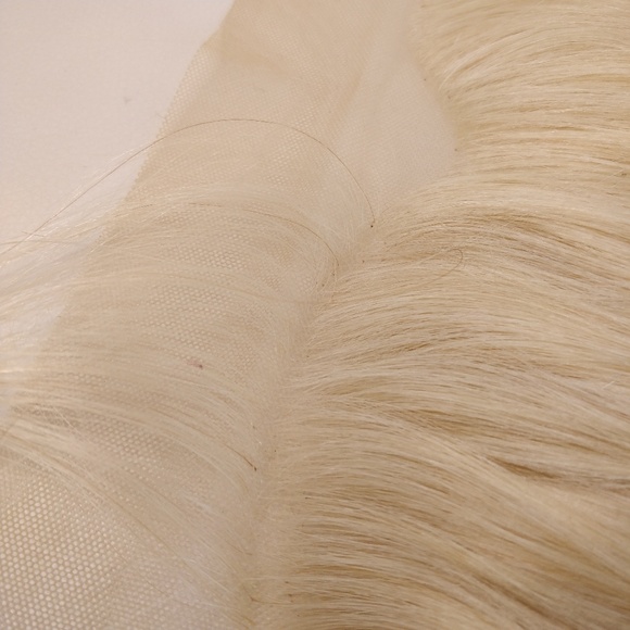 Single-Donor Blonde 613 Frontal Human Hair - 18\